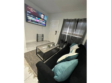 **Income-Generating Duplex in Prime St. Petersburg Location** - photo 25