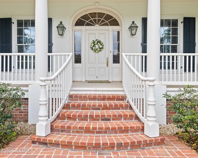 Offered for the very first time, this extraordinary custom - photo 5
