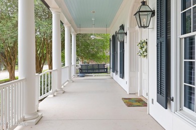 Offered for the very first time, this extraordinary custom - photo 6