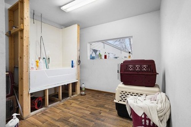Here is an investment opportunity ready for new owners!! This - photo 28