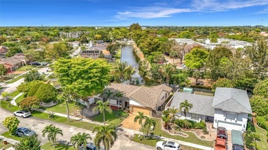 Welcome to this beautifully maintained 3-bedroom, 2-bathroom - photo 31