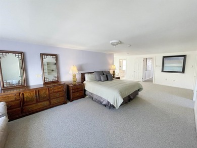 Large 4 Bedroom Home on an oversized corner lot in the - photo 33