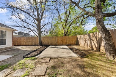 Completely renovated & move-in ready GEM! This stunning - photo 35