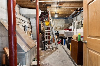 Here is an investment opportunity ready for new owners!! This - photo 44