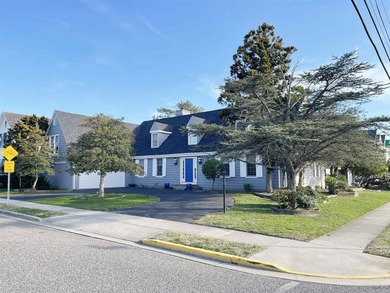 Large 4 Bedroom Home on an oversized corner lot in the - photo 49