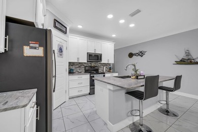 **UNDER CONTRACT WITH A 72 HOUR KICK OUT CLAUSE** This modern - photo 10