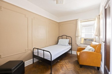 Welcome to 1570 Hendrickson Street, a charming townhouse - photo 7