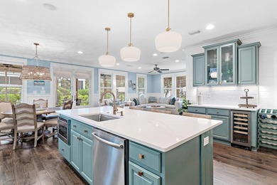Welcome to 8 Half Moon Lane, a beautifully maintained coastal - photo 9