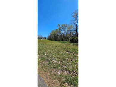 ANSWER THE CALL FOR LAKE LIVING!! Convenient location close to - photo 13