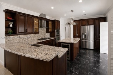 Magnificent, renovated single-family home featuring a heated - photo 17