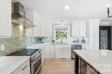 Experience luxury lakefront living in this extraordinary 3BR, 3 - photo 22