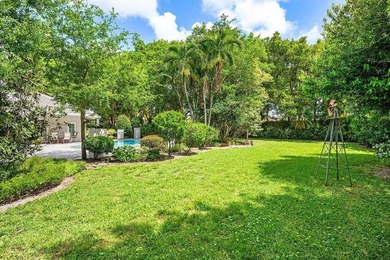 Stunning 4 BD 3 BA, beautifully renovated home on an oversized - photo 24
