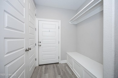 Welcome to 104 Westwind Court in the heart of Ocean Springs! - photo 34