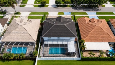 Magnificent, renovated single-family home featuring a heated - photo 44