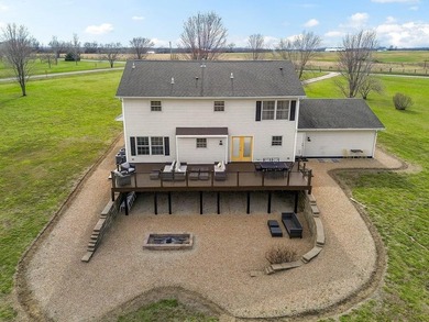Beautifully updated home offering the perfect blend of modern - photo 2