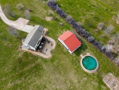 Beautifully updated home offering the perfect blend of modern - photo 4