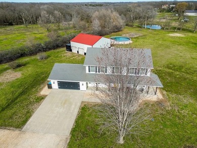 Beautifully updated home offering the perfect blend of modern - photo 5