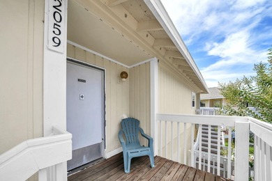 This lovely condo is your ticket to the fabulous beach lifestyle - photo 5