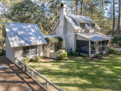 This beautiful 1,570 square foot cottage is set on 2.52 - photo 3