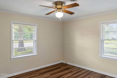 Solid well maintained brick home with 2 large shops on a 0.91 - photo 14