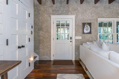 This beautiful 1,570 square foot cottage is set on 2.52 - photo 6