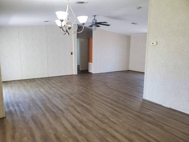 THIS HOME IS ON LEASED LAND WITH A MONTHLY LOT RENT OF $542 AND - photo 21