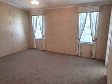 THIS HOME IS ON LEASED LAND WITH A MONTHLY LOT RENT OF $542 AND - photo 40