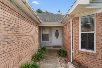 Welcome home to this perfectly located 3-bedroom, 2-bath - photo 8