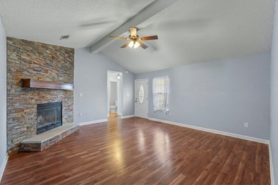 Welcome home to this perfectly located 3-bedroom, 2-bath - photo 10