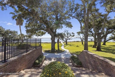 A true Gulf Coast compound - 2.5 private acres fronting both the - photo 52