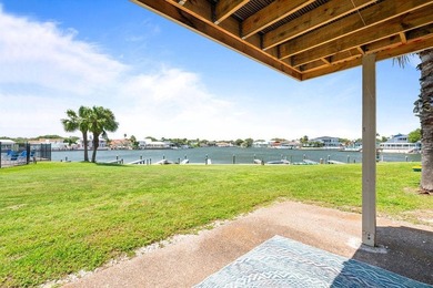Enjoy waterfront living in this beautifully located Bayhouse - photo 12