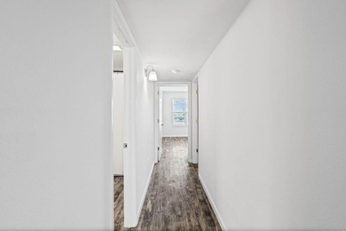 Enjoy waterfront living in this beautifully located Bayhouse - photo 15