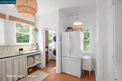 Charming 1920 Craftsman bungalow with a welcoming front porch - photo 17