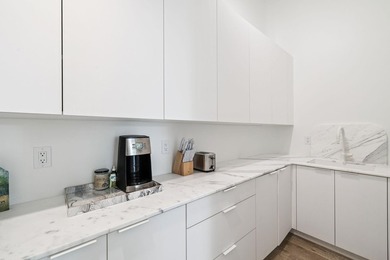 68 Perrin sits within the gated community of Churchill Oaks and - photo 18