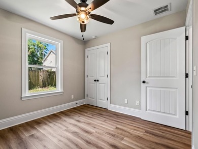 $5,000 from the builder to use toward closing costs, rate - photo 19