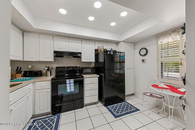 Beautiful updated 2 bdrm, 2.5 bath two story townhouse in Indian - photo 20