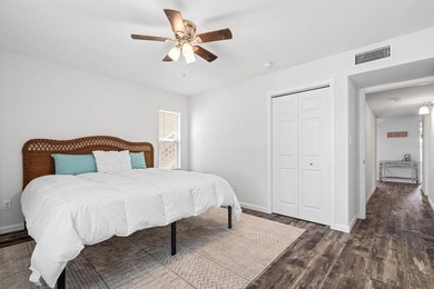 Enjoy waterfront living in this beautifully located Bayhouse - photo 21