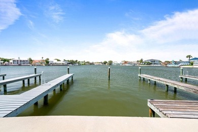 Enjoy waterfront living in this beautifully located Bayhouse - photo 25