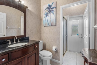 Welcome to this beautifully maintained 5-bedroom, 3-bathroom - photo 26