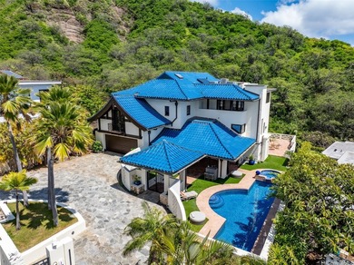 Experience refined island luxury living in this executive-style - photo 3