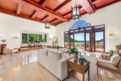 Experience refined island luxury living in this executive-style - photo 6
