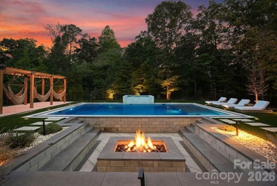 Welcome to one of Waxhaw's most extraordinary private estates-a - photo 2