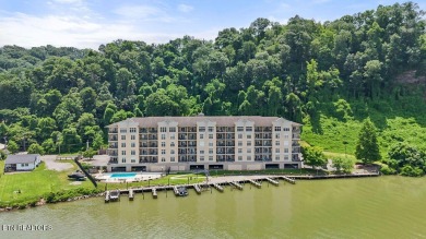 Fort Loudoun Lake Condo For Sale in Knoxville Tennessee