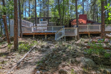 UNIQUE RARE CABIN, Welcome to the Squirrels Nest. Located on a - photo 1
