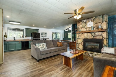 UNIQUE RARE CABIN, Welcome to the Squirrels Nest. Located on a - photo 4