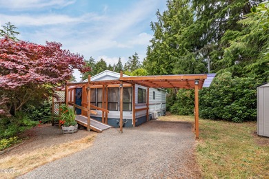 Devils Lake Home For Sale in Lincoln City Oregon