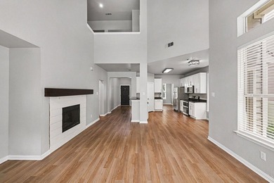 Welcome to this beautifully maintained 4-bedroom, 2.5-bath home - photo 7