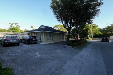Prime Free-Standing Commercial Building on S. Dixie Highway - - photo 2