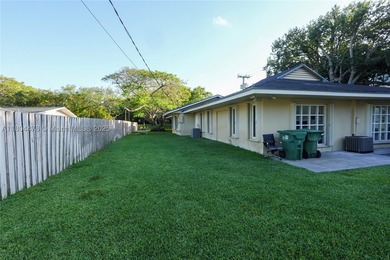 Prime Free-Standing Commercial Building on S. Dixie Highway - - photo 4