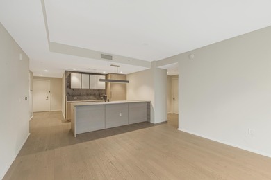 Residence 6C at 1425 Hudson is the kind of uptown waterfront